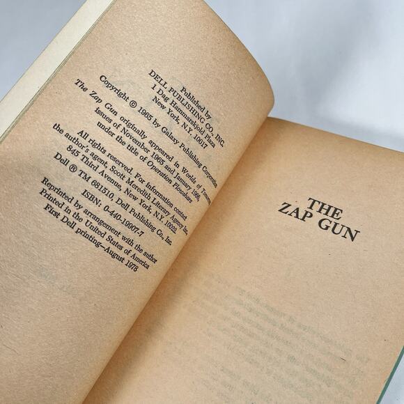 The Zap Gun Philip K. Dick Vintage Paperback First Dell Printing 1978 Sci-Fi - Picture 4 of 6